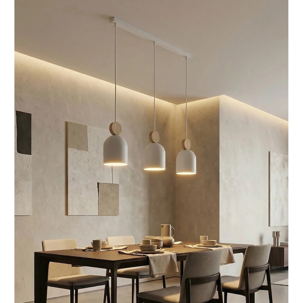 Lampada a sospensione MESI in acciaio bianco e legno naturale