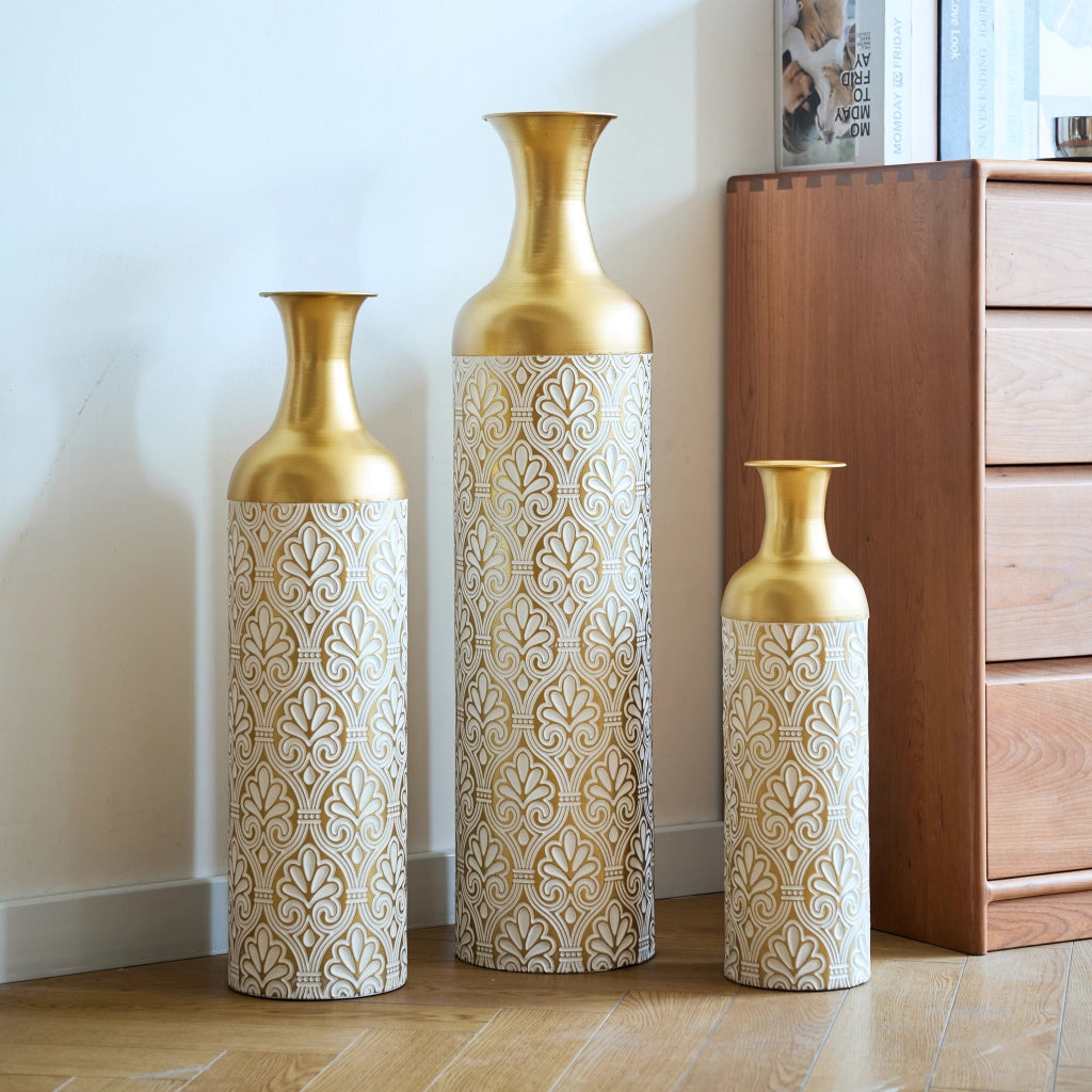 Fioriera a più livelli set da 3 con altezze differenziate in metallo oro e bianco per piante e decorazioni indoor
