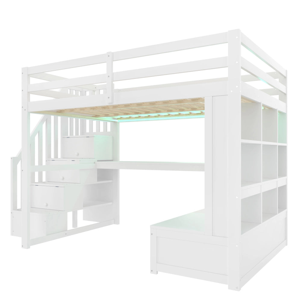 Letto a soppalco 140x200 con scrivania, ripiani, cassetti e scala contenitiva