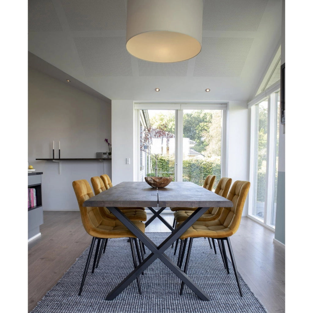 Set 2 sedie da pranzo Middelfart in velluto giallo senape con gambe nere
