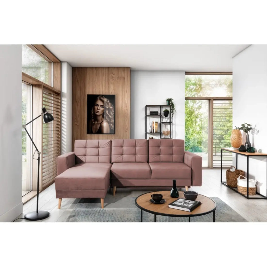 Divano ad angolo trasformabile HASGARD 3 posti rosa 248x162 cm – con vano contenitore e piedi in legno
