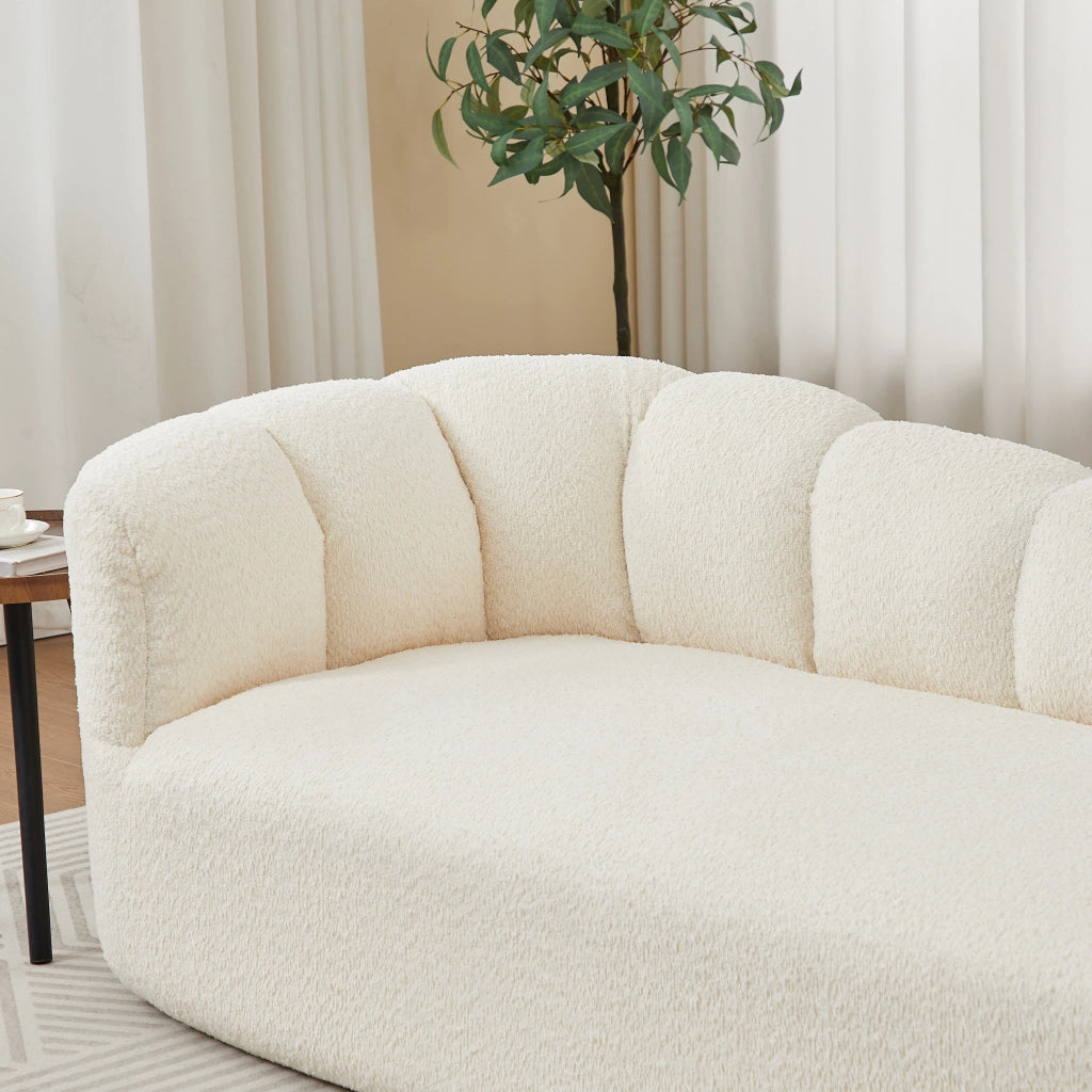 Chaise longue moderna in chenille beige, poltrona relax con schienale ondulato per soggiorno