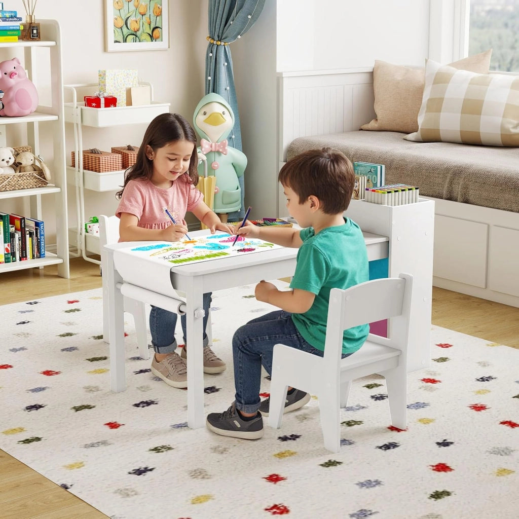 3 in 1 Set Tavola d’Arte e 2 Sedie per Bambini, Tavolo in Legno con Rotolo di Carta per Disegnare, Mobile Montessori per Cameretta con Ripiani e 4 Cassetti in Tessuto Salvaspazio (Bianco)