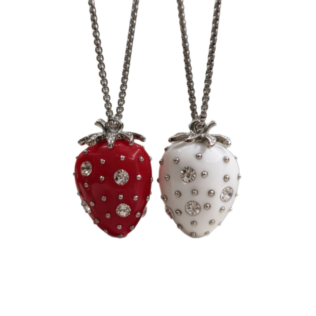 Collana di diamanti a forma di fragola degna di Instagram