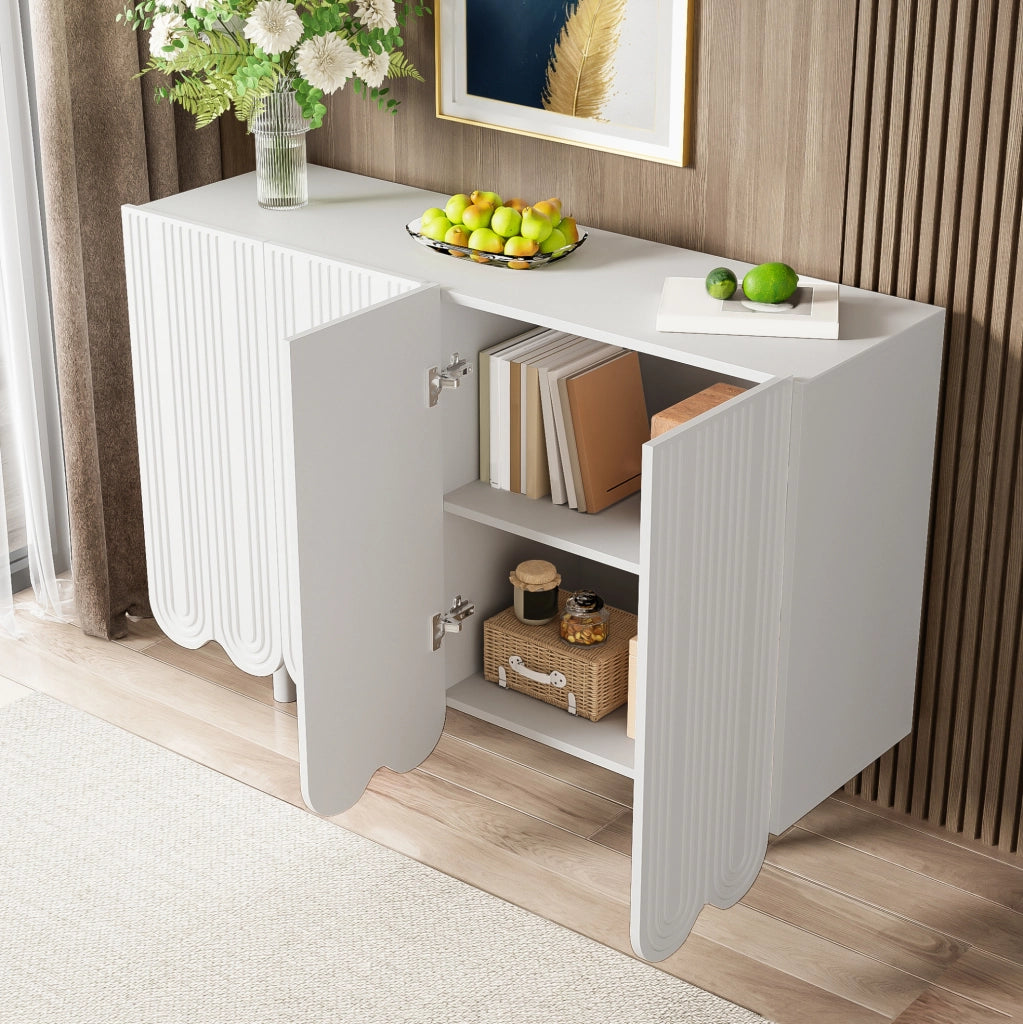 Credenza moderna bianca a 4 ante con intagli a goccia