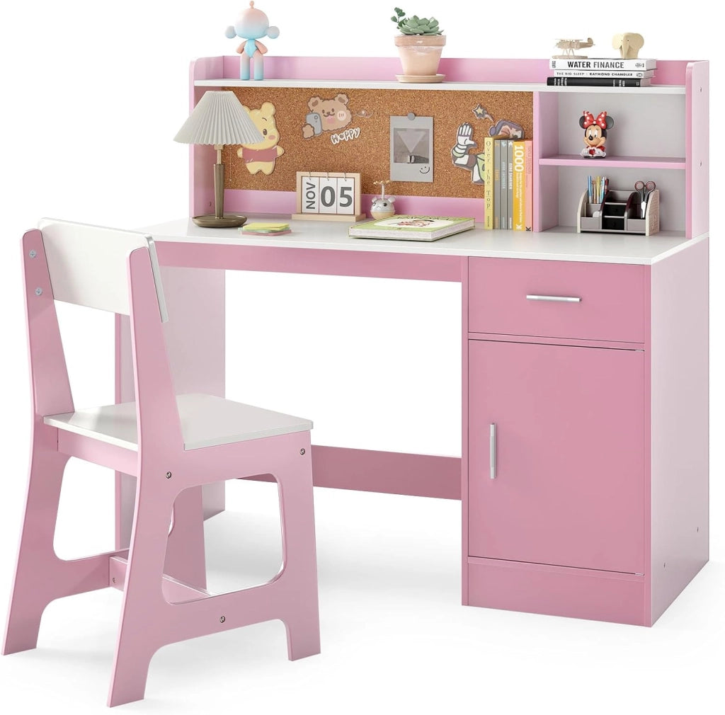 Set Scrivania e Sedia per Bambini 3+ Anni, Tavolo da Scrittura in Legno con Mensole, Cassetto e Bacheca in Sughero, Tavolo e Sedia per Disegno e Studio (Rosa)