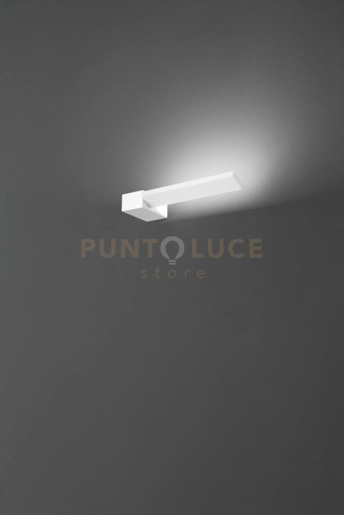 Applique in alluminio colore bianco Elle LED 14W CCT 3000K 4000K 6000K CRI?80 220-240V 50/60Hz 1120Lm