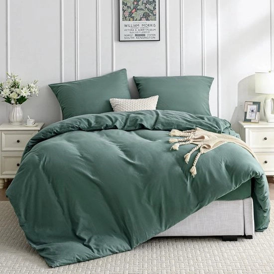 Set di coperte da letto 220x240 cm in verde scuro, 100% cotone lavato, comprensivo di coperta da letto con chiusura a righello e 2 cuscini in cotone 80x80 cm, certificato Oeko-Tex