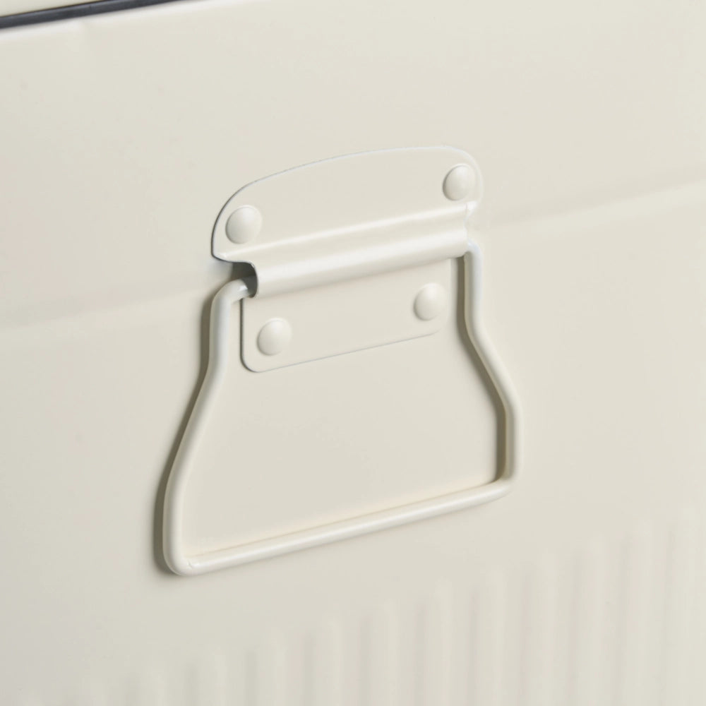 Cestino con pedale e coperchio per cucina in ferro verniciato a polvere e materiale sintetico beige cucina moderna
