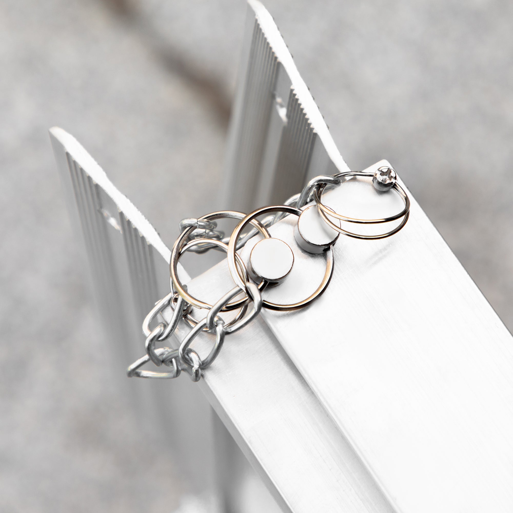 Rampa per Sedia a Rotelle e Scooter per Disabili 305x73.5x5 cm Pieghevole e Antiscivolo in Alluminio Argento