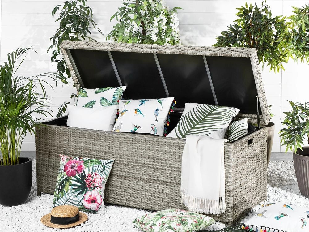 Cesta baule portaoggetti da esterno Cuscino da giardino in finto rattan grigio 158 x 63 cm