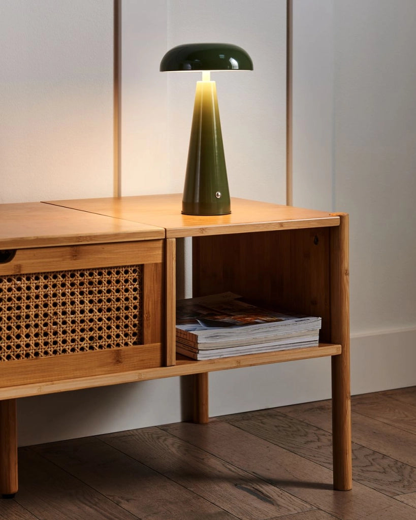 Lampada da tavolo in metallo verde per interni con dimmer senza fili Luce domestica Design moderno