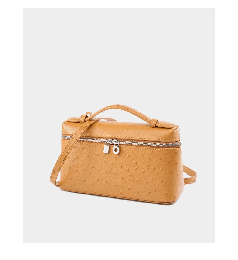 Borsa per il trucco da donna in vera pelle, utilizzabile a tracolla o a spalla, colore giallo.