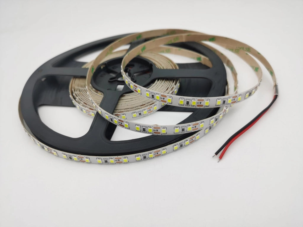 STRIP LED 2835 SLIM DC24V IN KAPTON 120 LED PER MT 16W PER MT 1838LM PER MT 4000K 0,6X500CM