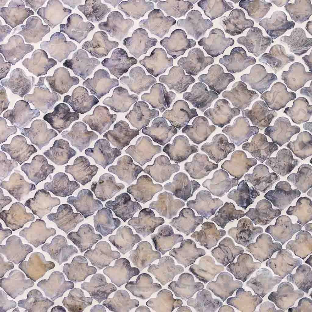 Sgabello in legno e capiz grigio 35x35x45h cm