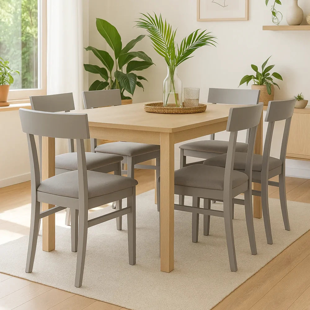 Set di 2 sedie da pranzo imbottite in legno grigio chiaro Zaira con struttura in legno facili da pulire Made in Italy | Duzzle