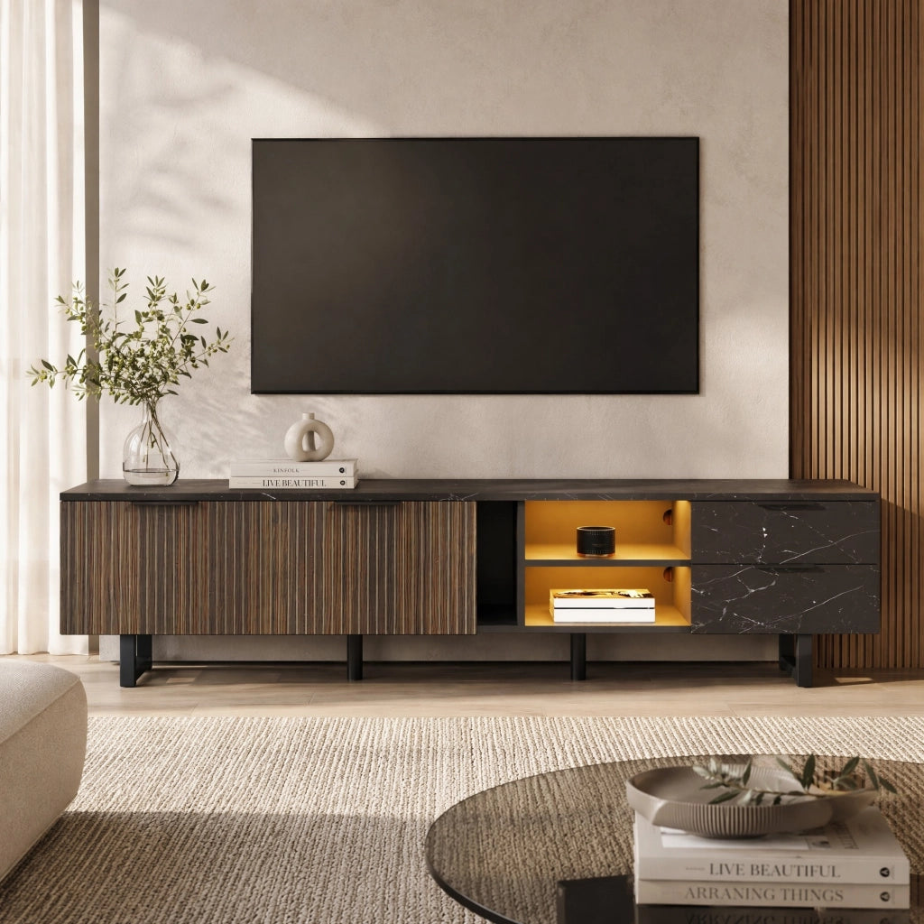 Mobile TV 200 cm con finitura marmo nero e LED multicolore