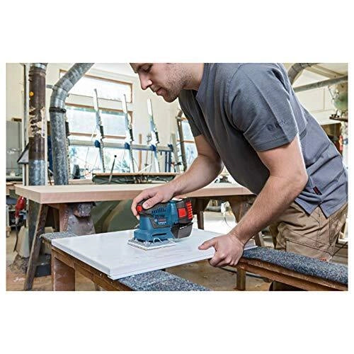 Bosch GSS 18V-10 Levigatrice Orbitale a Batteria 18 V 5 Ah con Fissaggio Velcro e Sistema Click and Clean colore Nero
