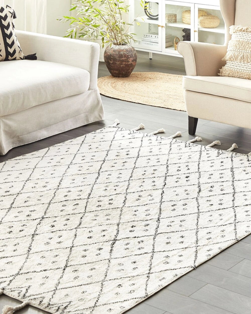 Tappeto cotone bianco sporco e nero 160 x 230 cm moderno orientale tribale nappe motivo geometrico