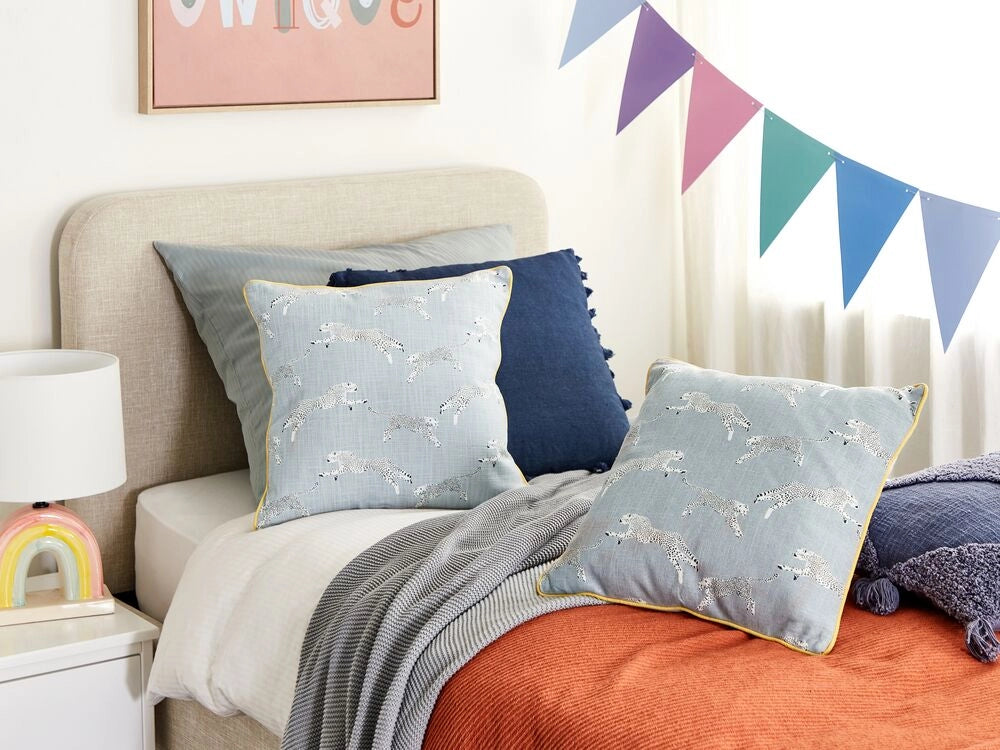 Set di 2 cuscini sparsi in cotone grigio 45 x 45 cm Motivo ghepardo stampato