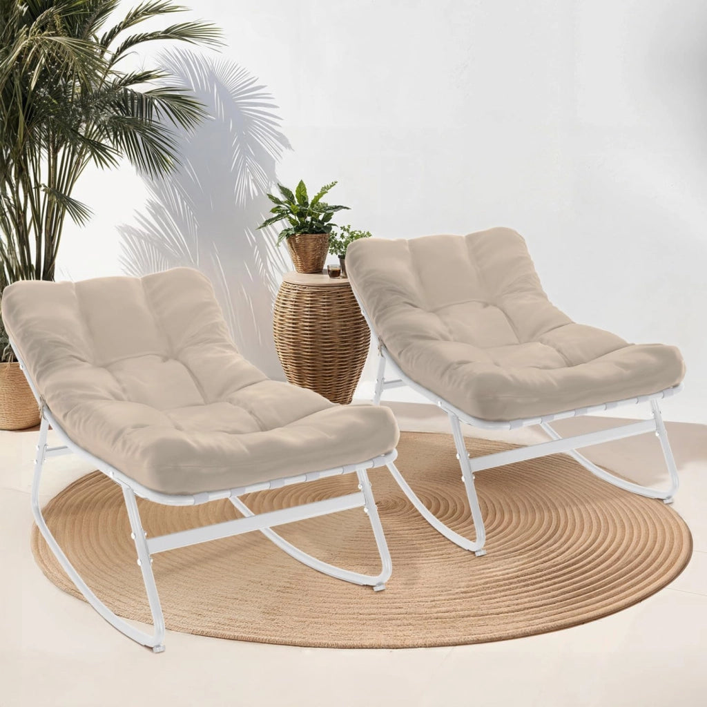 Set di 2 sedie a Dondolo da Giardino Arona, Bianche con Cuscini Beige
