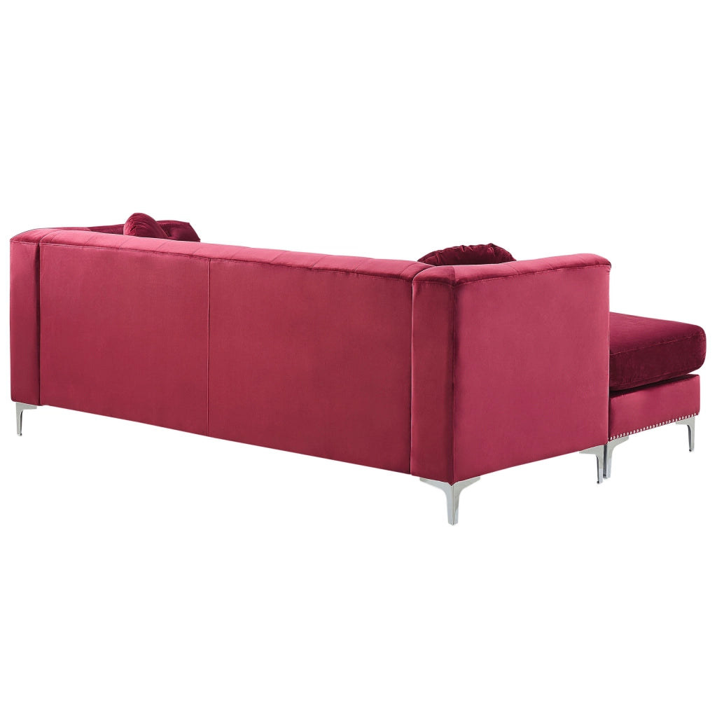 Divano ad angolo velluto bordeaux a 3 posti a forma di L a versione destra con cuscini aggiuntivi glamour con trapuntatura e bordi chiodati