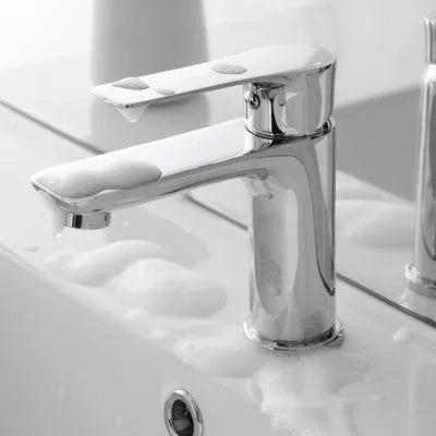 Set miscelatori lavabo e bidet Flat cromati con piletta click clack