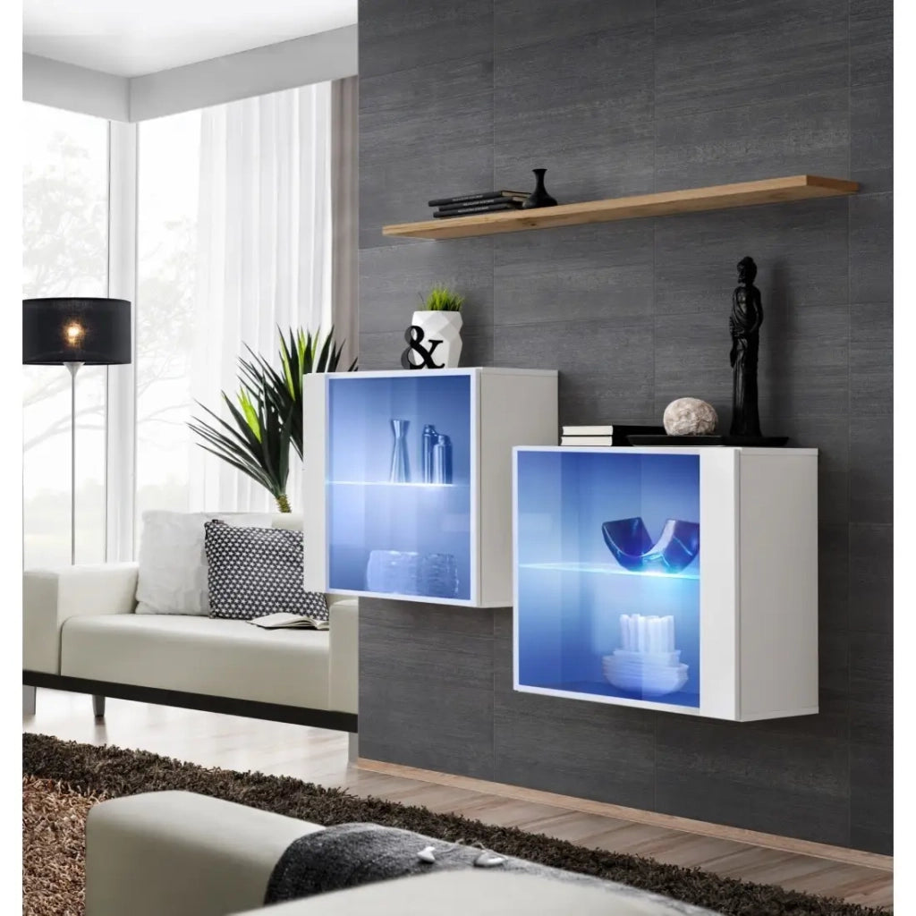Set salotto SWITCH SBIII in bianco lucido, porta in vetro con LED integrato, scaffale in rovere Wotan, moderno