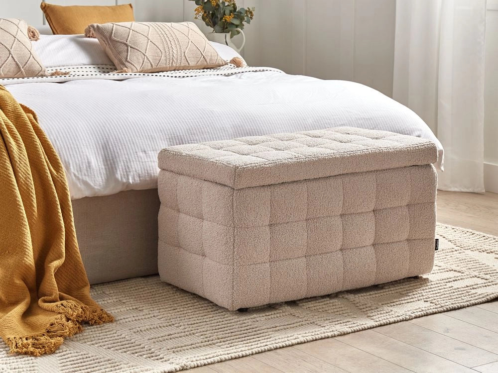 Panca per camera da letto con tappezzeria trapuntata in bouclè beige ottomana con contenitore