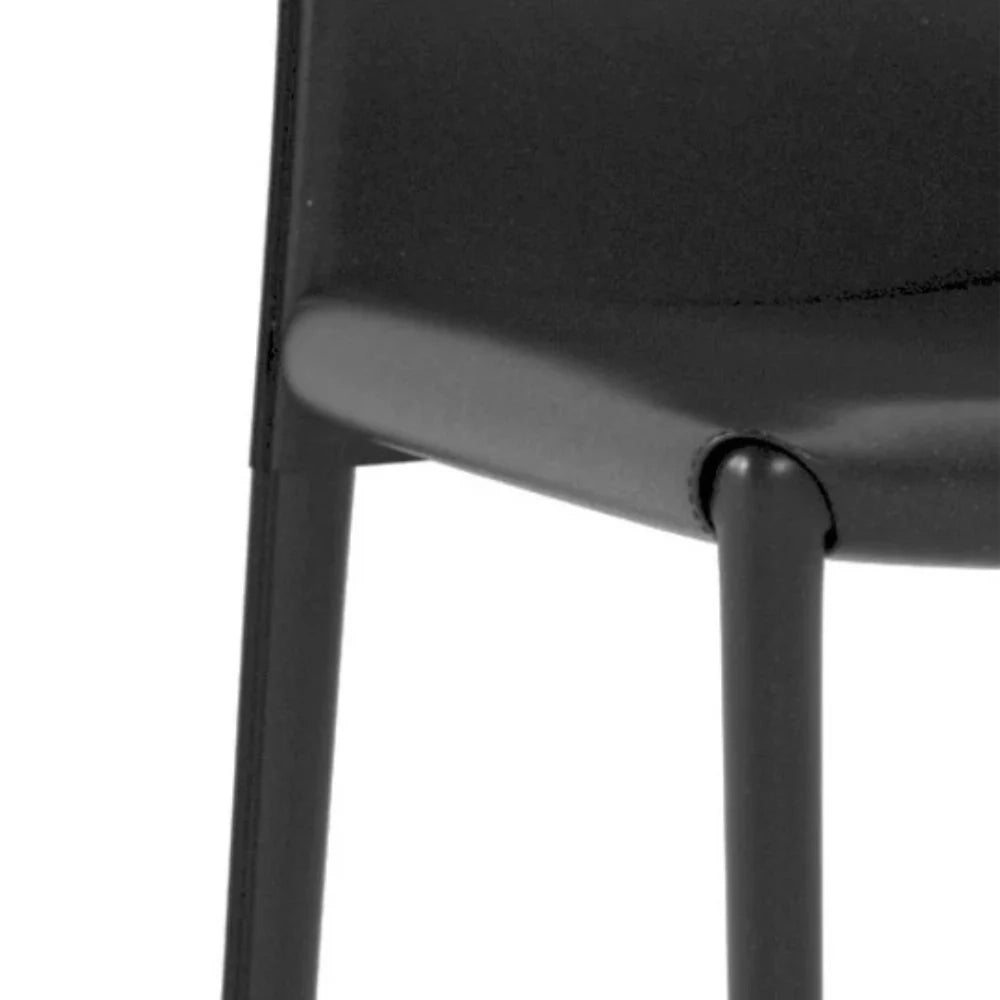 Set di 4 sedie da pranzo imbottite in similcuoio nero Luma con struttura in metallo facili da pulire | Duzzle