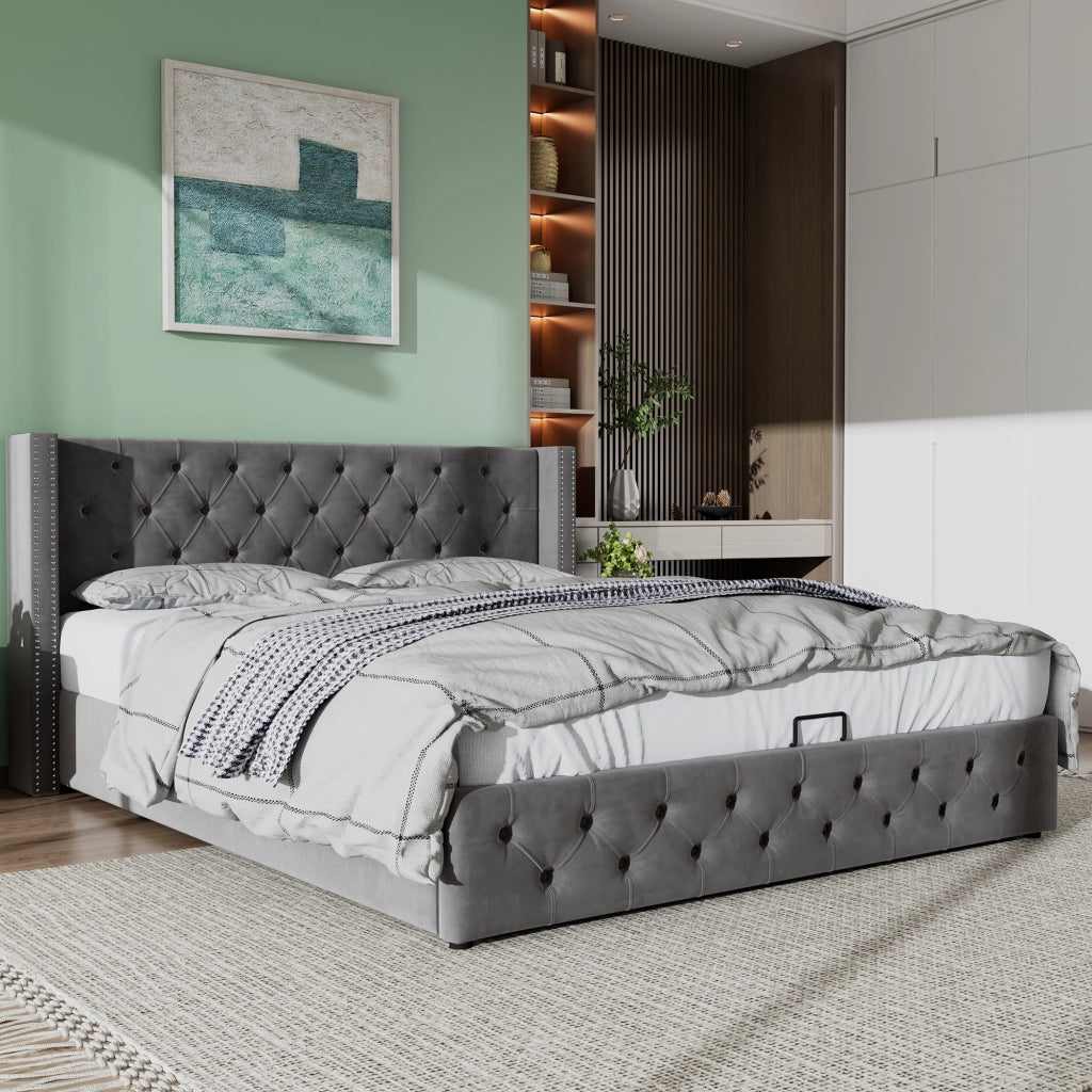 Letto imbottito in velluto grigio 180x200 con contenitore idraulico, testiera Chesterfield e rete a doghe