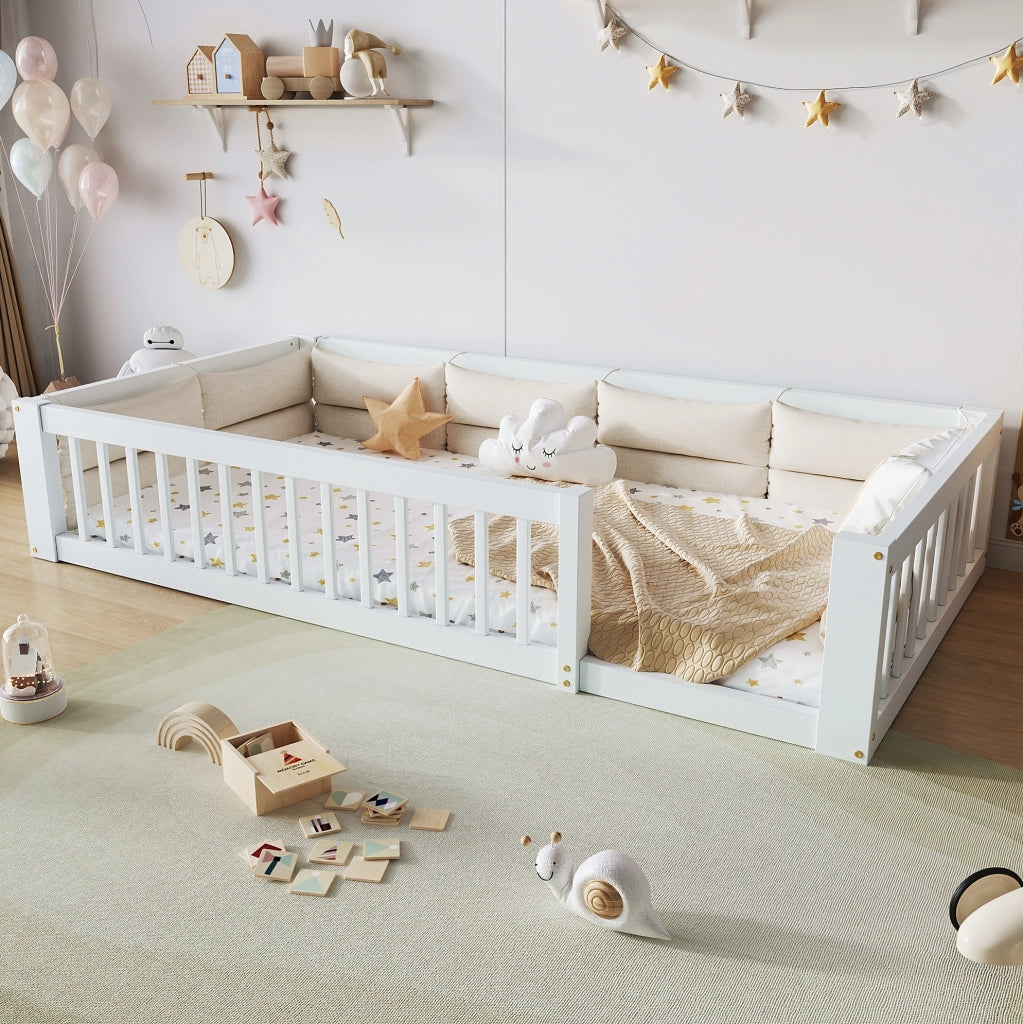 Letto piattaforma 90x200 cm con sponde laterali e cuscini; bianco