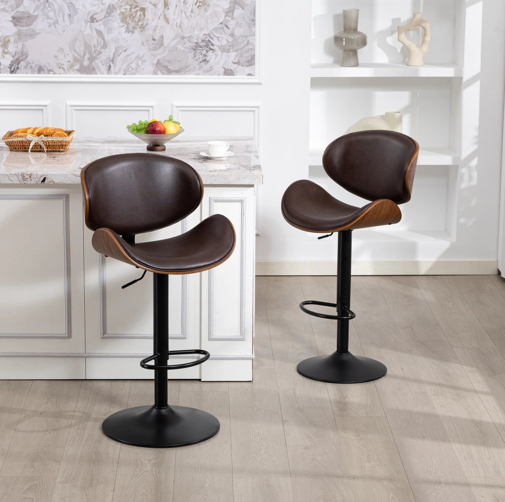 Sgabello da bar girevole e regolabile in altezza; in PU marrone; con schienale ergonomico