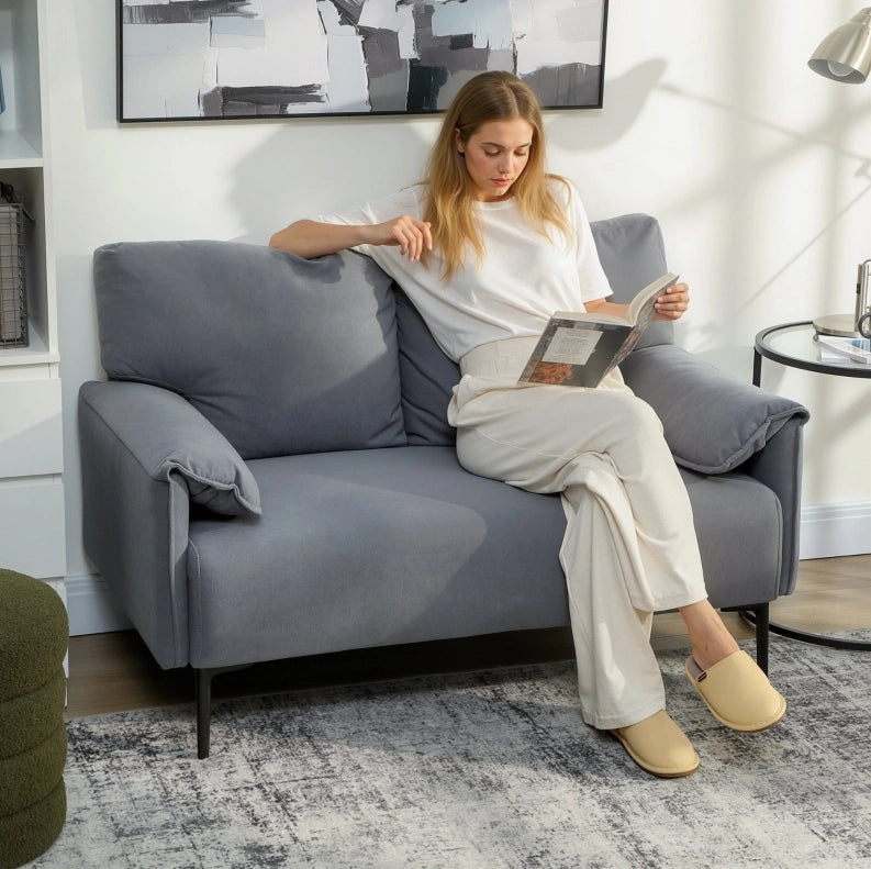 Divano 2 posti grigio 127 cm con gambe in metallo