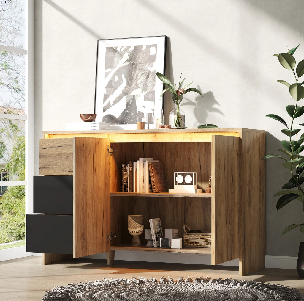 Sideboard con 3 cassetti; 2 ante e LED multicolore; Naturale/Nero