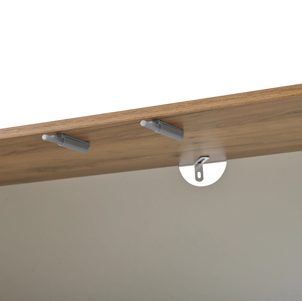 Mobile TV 180x40x45 cm con 4 ante; MDF; bianco e rovere