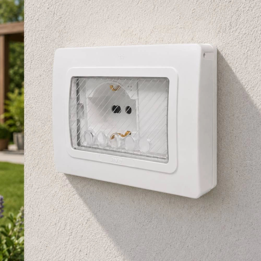 Placca autoportante stagna ip55 s44 con sportello e membrana