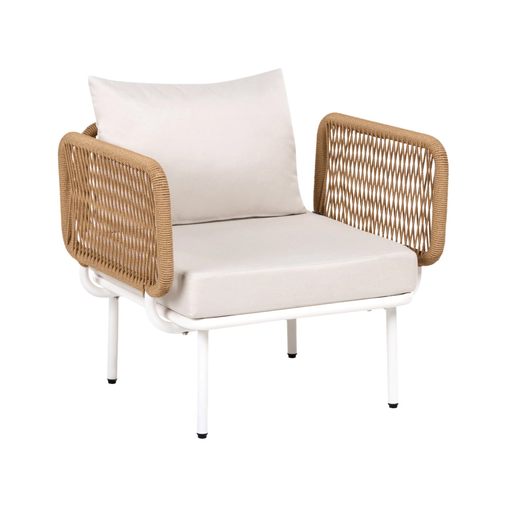 Poltrona da giardino in rattan PE beige chiaro con cuscini e braccioli, stile rustico moderno