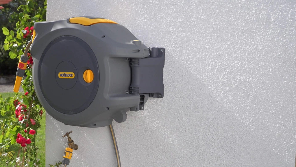 AVVOLGITUBO A MURO 'AUTO REEL' mt. 40 - c/ tubo Premium  - HOZELOCK