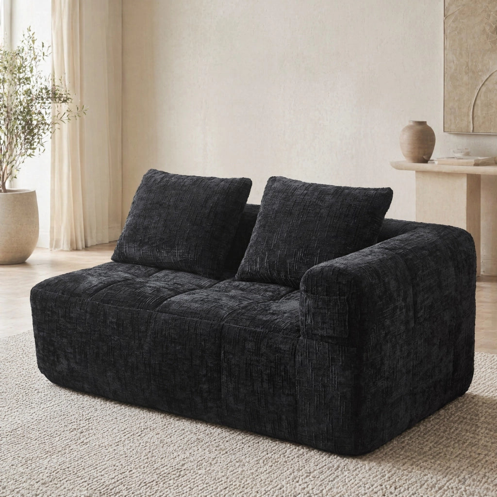 Divano chaise longue a 2 posti in chenille nero con tasche laterali e cuscino incluso, 158x90x60 cm