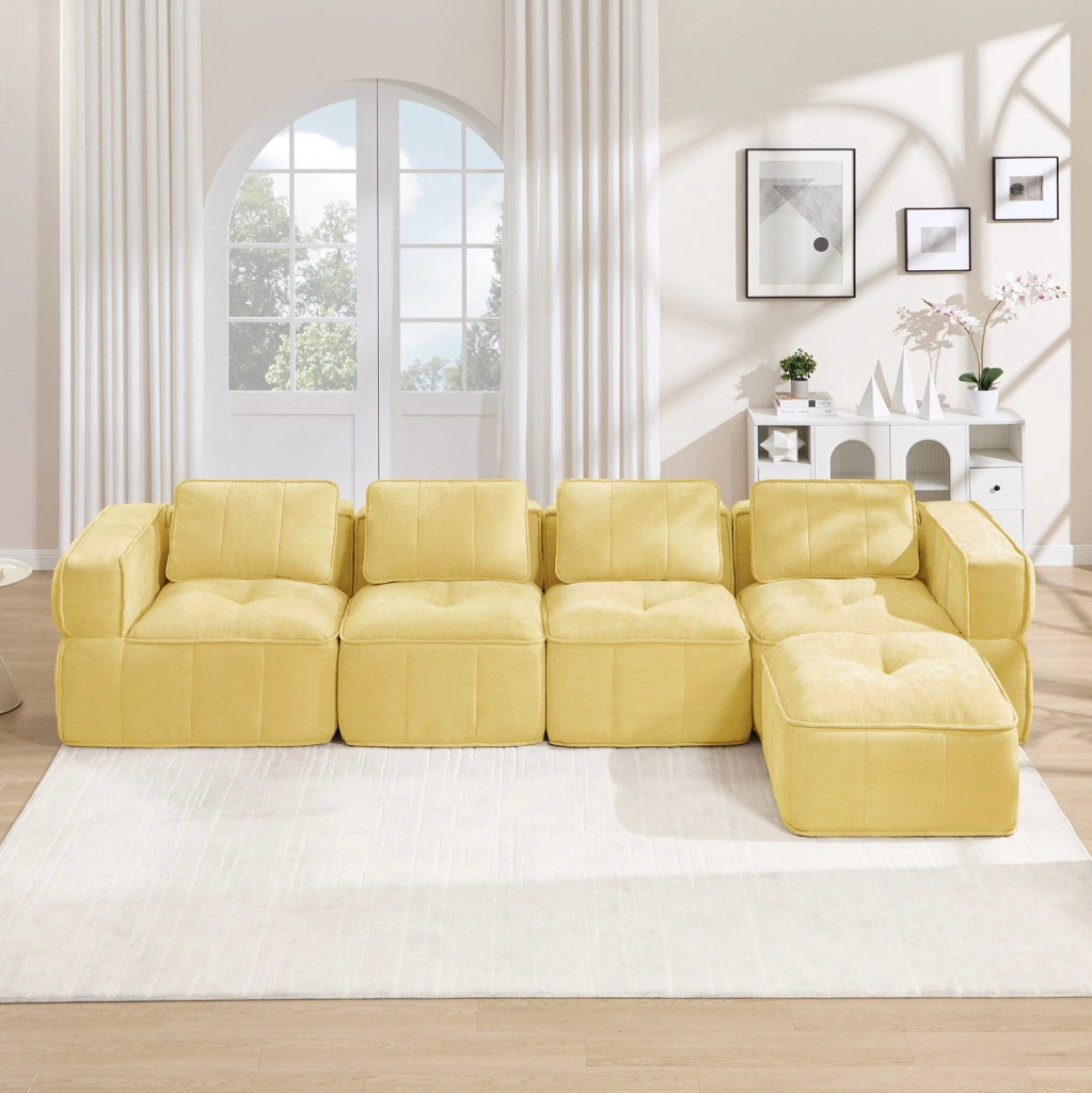 Divano modulare angolare 4 posti con pouf; 344x162x67 cm; in poliestere giallo