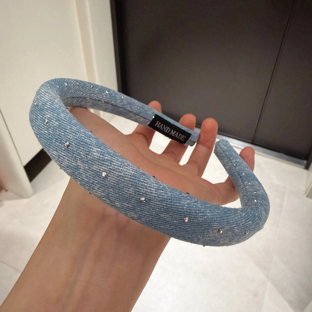 Cerchietto sottile in denim blu con strass, nuovo modello 2026, scintillante, unico, versatile.