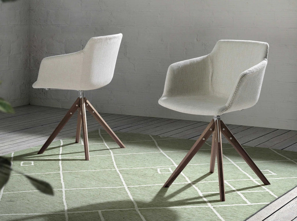 Sedia girevole in tessuto beige