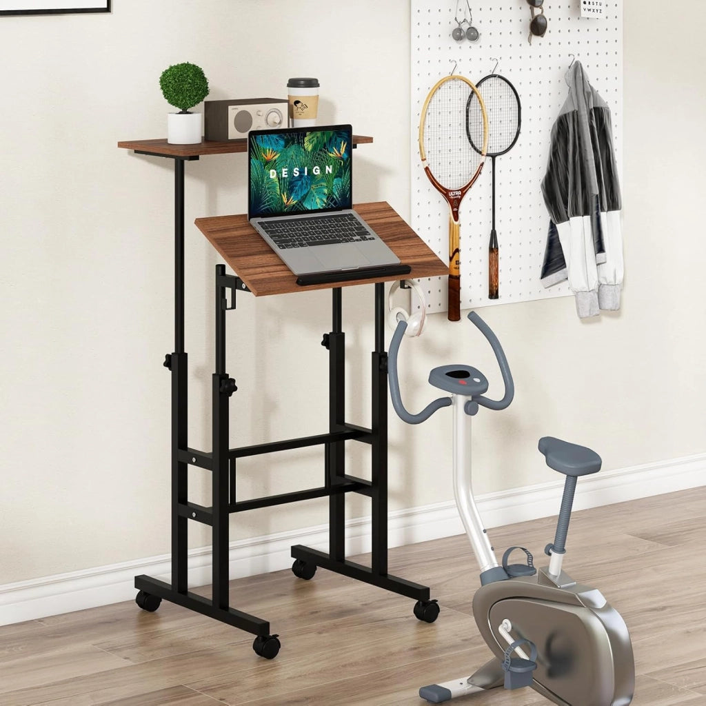 Scrivania per Computer Regolabile in Altezza, Postazione di Lavoro per Computer con Ruote e Ganci, Tavolo Porta PC per Studio e Ufficio, 60 x 60 x 72-124 cm (Marrone)