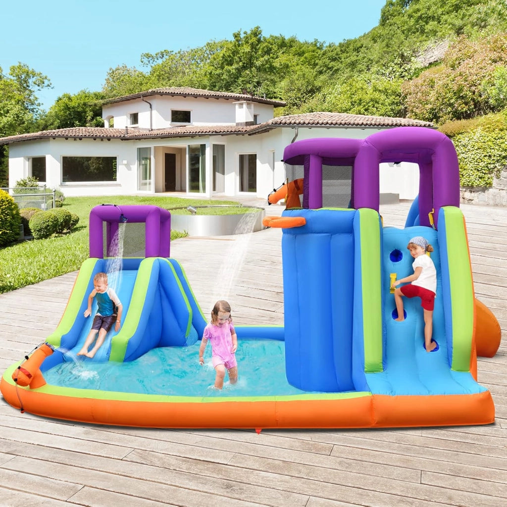 Castello Gonfiabile per Bambini con 2 Torre e Cannoni d’Acqua, Castello Gonfiabile con 2 Scivoli, Muro di Arrampicata e Canestro, Parco Acquatico per Bambini da 3+ Anni