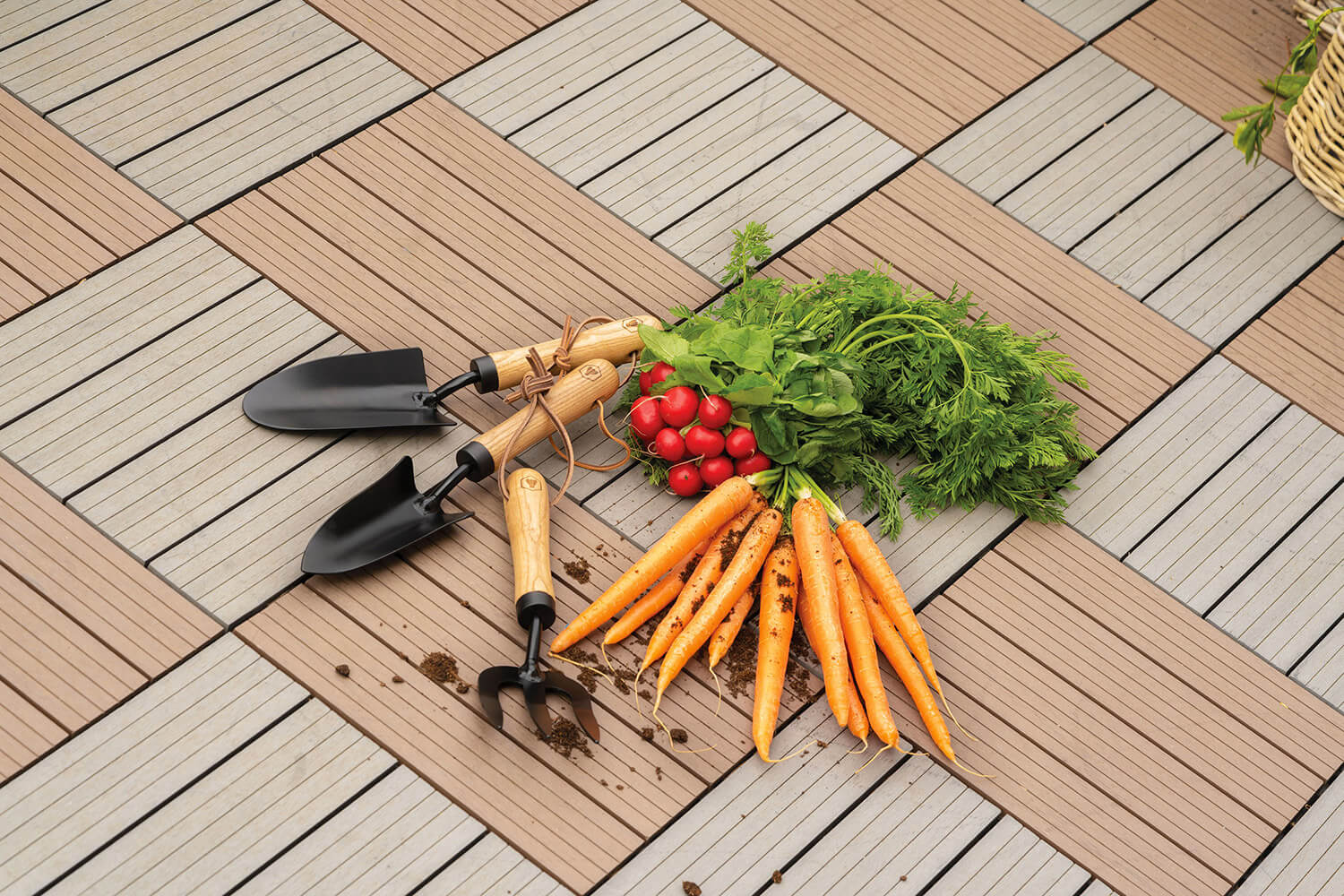 Set 3 Utensili da Giardino Cazzuola Forchetta e Trapiantatrice con Manico in Legno