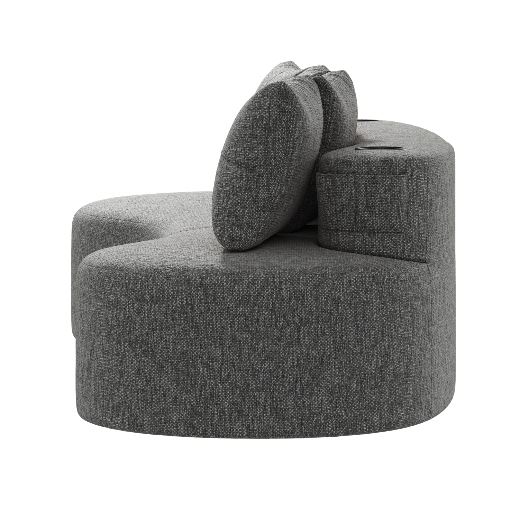 Divano in tessuto effetto lino 240 cm con 4 cuscini; portabicchieri e tasche laterali; grigio scuro