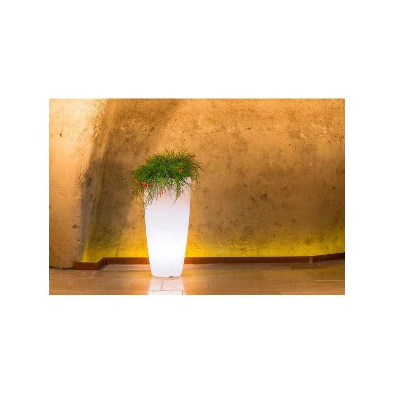 Vaso luminoso alto moderno di design Ø40 H90 in polimero resistente con LED multicolor per interno ed esterno - Made in Italy - Monacis