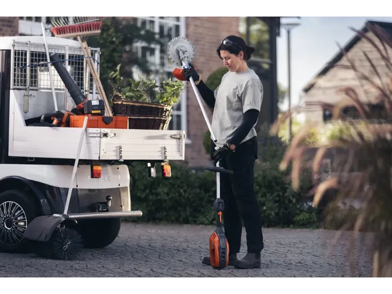 Decespugliatore multifunzione a batteria Husqvarna 525iLK 36V IPX4 motore E-TORQ