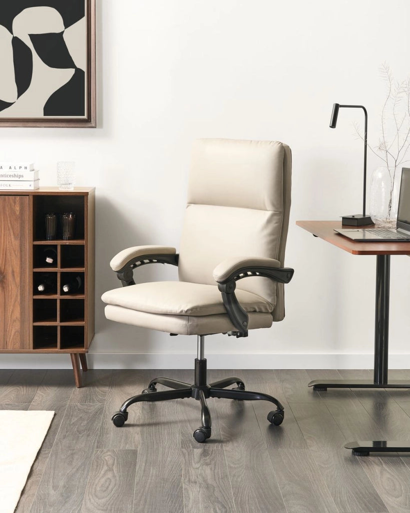 Sedia da ufficio direzionale Beige Chiaro Rivestimento in ecopelle Regolazione dell'altezza della seduta Imbottitura girevole